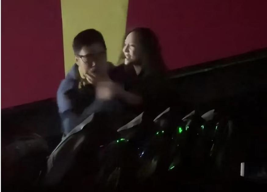 丫丫影院的相关介绍