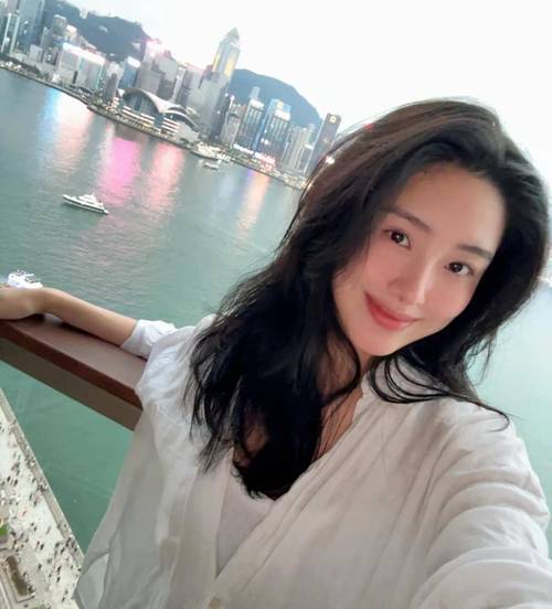 日韩按摩人妻电影的相关介绍
