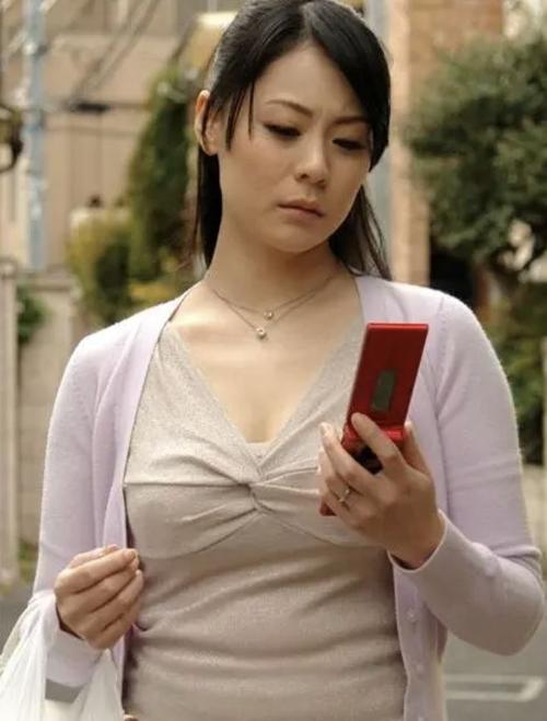 在线观看按摩人妻的相关介绍