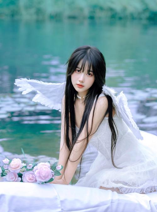 年轻女保姆18.的相关介绍