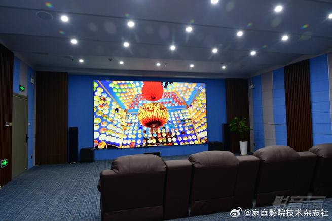 少妇亲子伦av的相关介绍