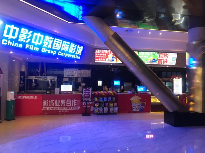 一边亲一边揉视频的相关介绍