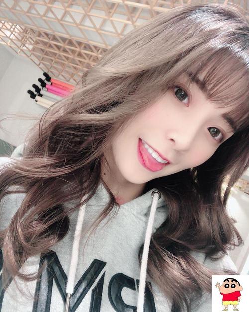 18禁黄在线观看的相关介绍