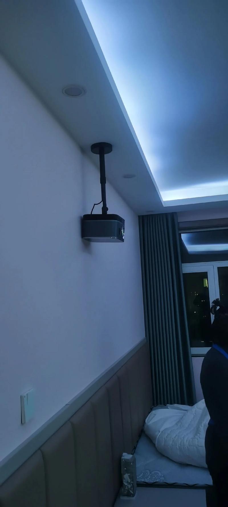 亚洲欧美狂白浆一区二区的相关介绍