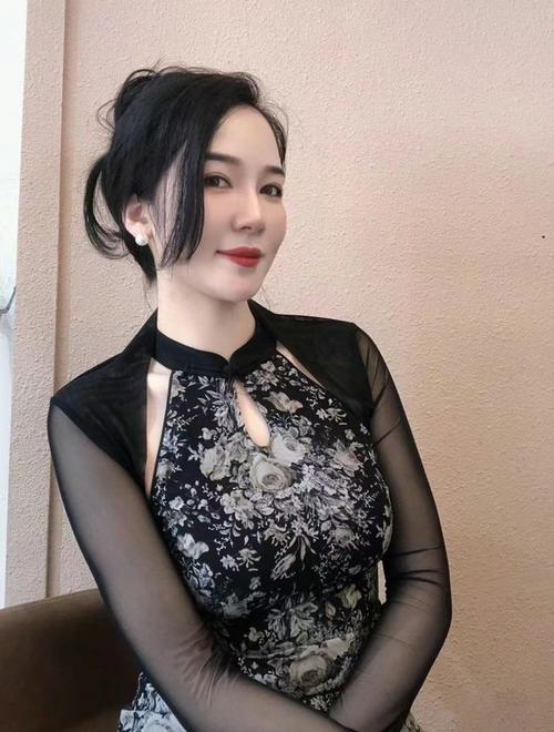 人妻 硕大的相关介绍
