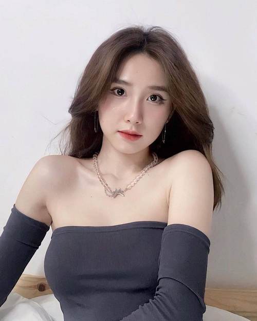 欧美人妻在线二区的相关介绍
