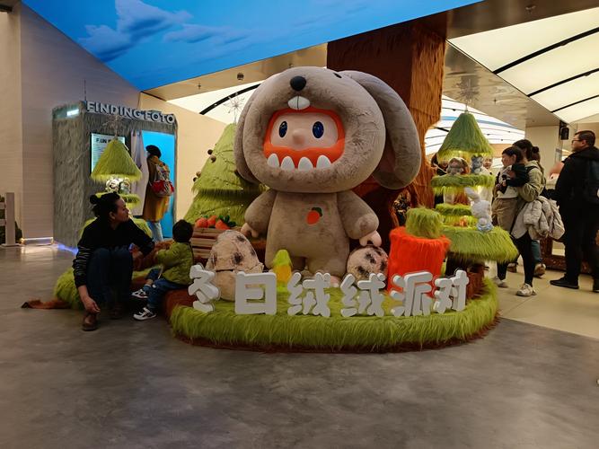 一边摸一边吃一边爽的相关介绍