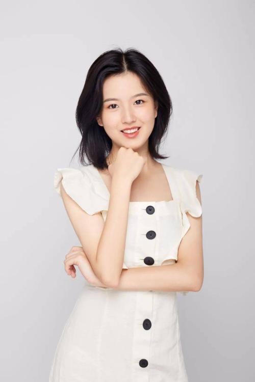 老师操女生逼的相关介绍