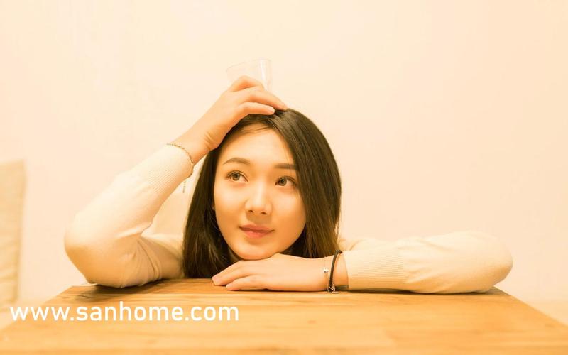 金子美穗大尺度写真集的相关介绍