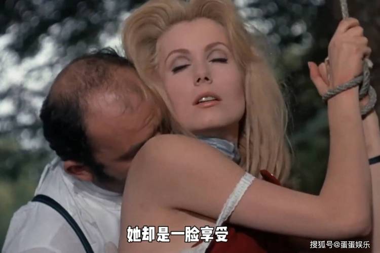 少妇av第一页的相关介绍