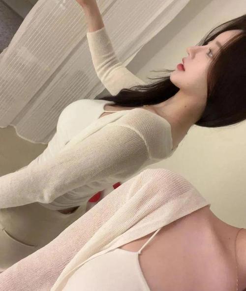 欧美美女18 p的相关介绍