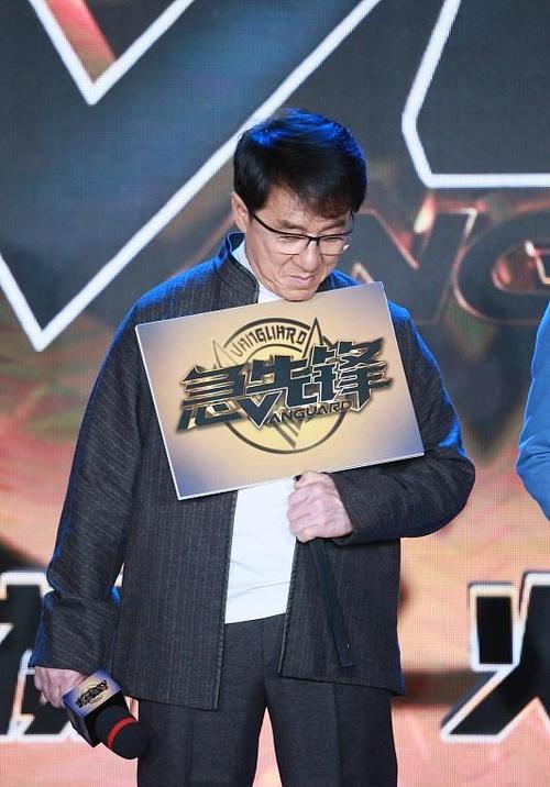 亚洲第一人妻少妇的相关介绍