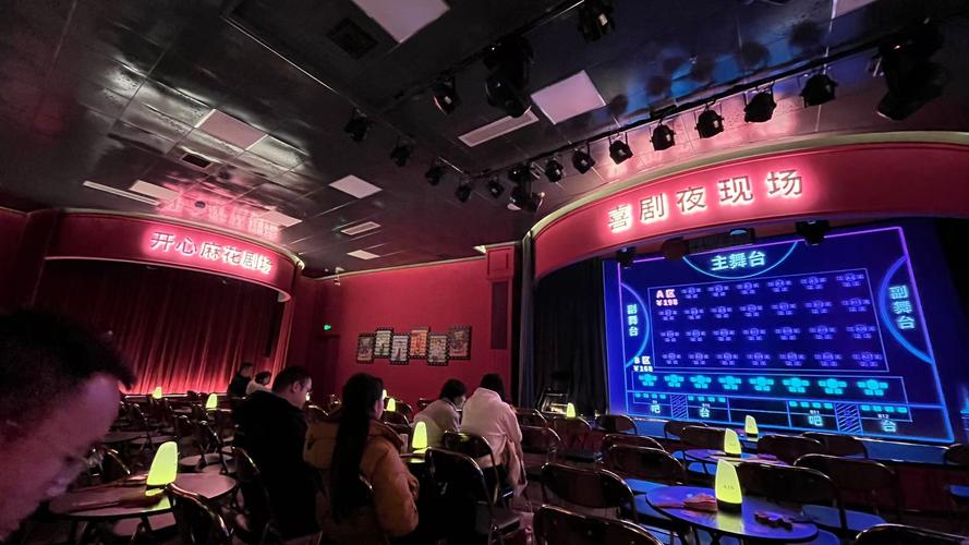 另类欲妇按摩av的相关介绍