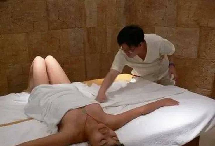 人人澡人人妻人人爽少妇的相关介绍