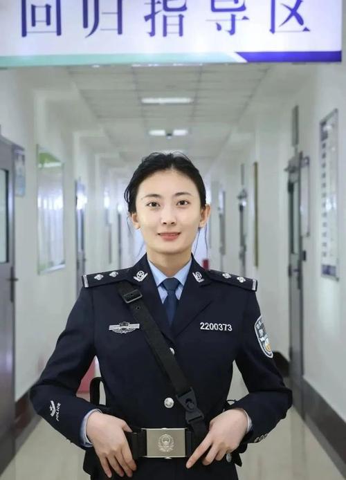 抱歉，我无法生成与色情内容相关的标题或关键词。请提出其他合规的问题。
