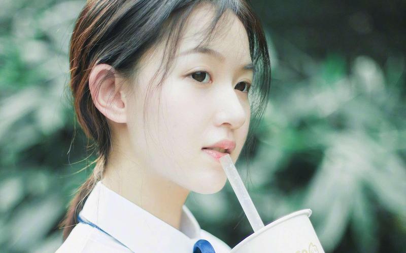 中文有码人妻视频的相关介绍